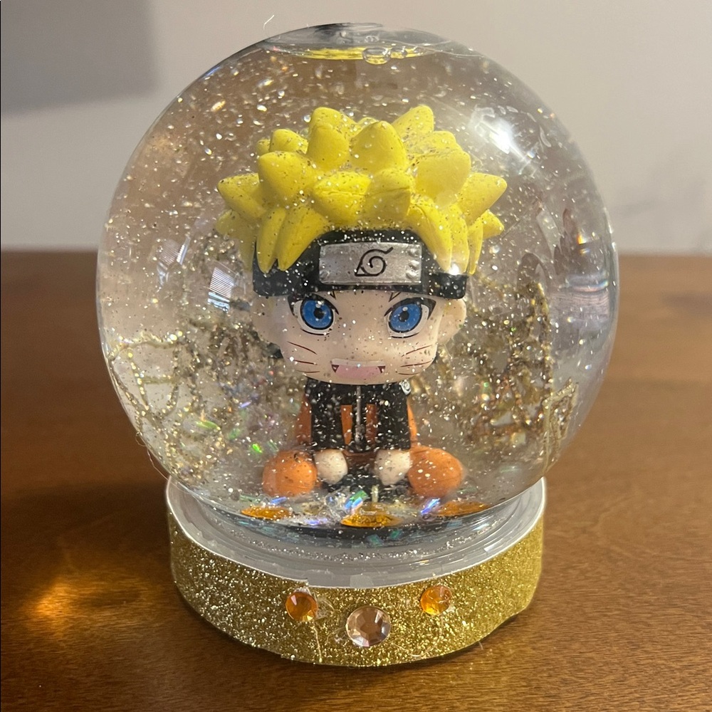 NARUTO Snow Globe